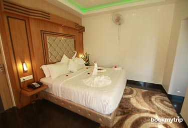 Bookmytripholidays | Parakkat Nature Resorts,Munnar  | Best Accommodation packages